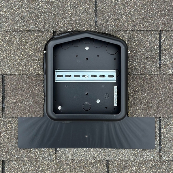0799-5B SolaDeck Roof Mounted PV Junction Box